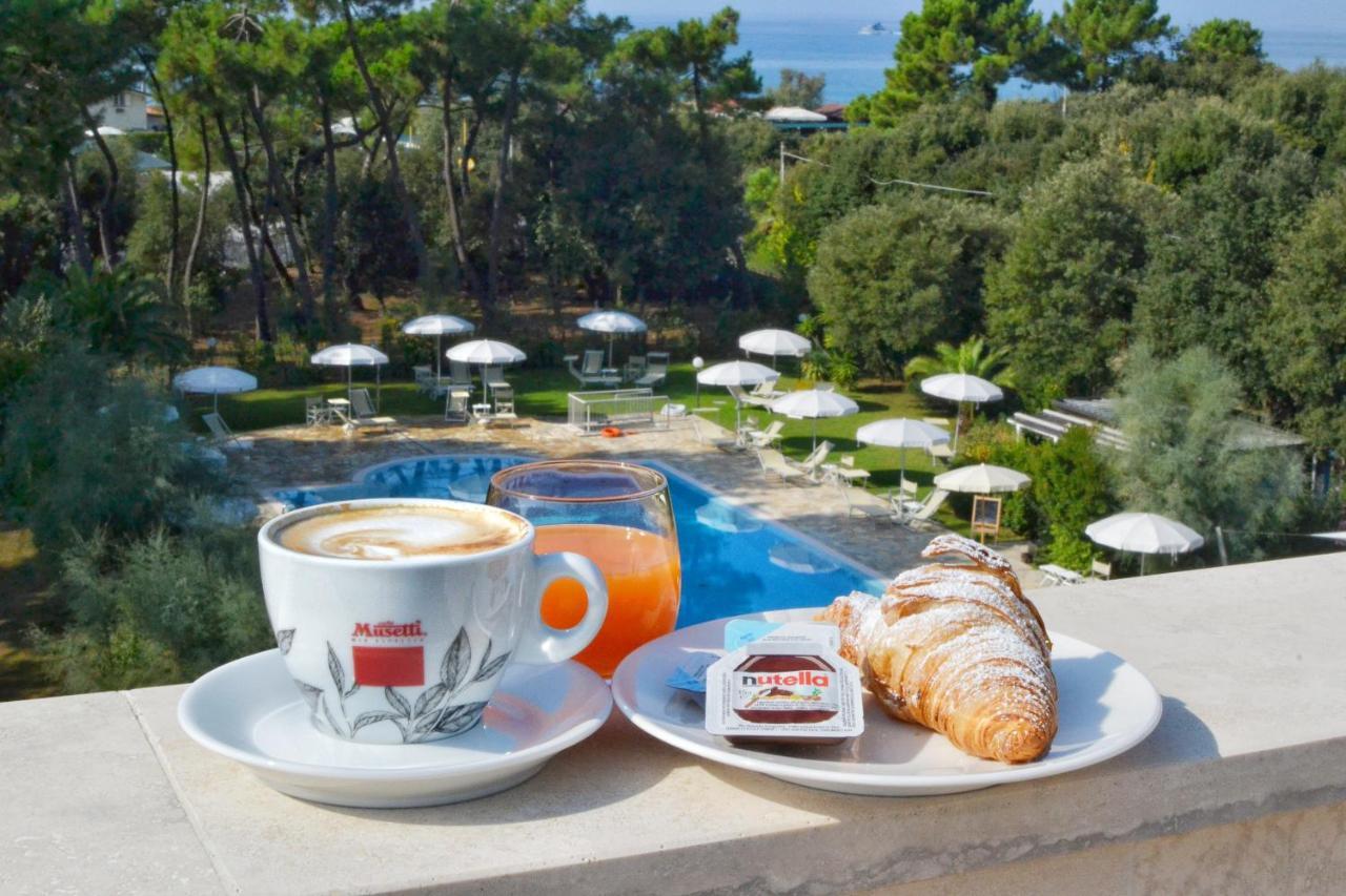Elsa Hotel 3*